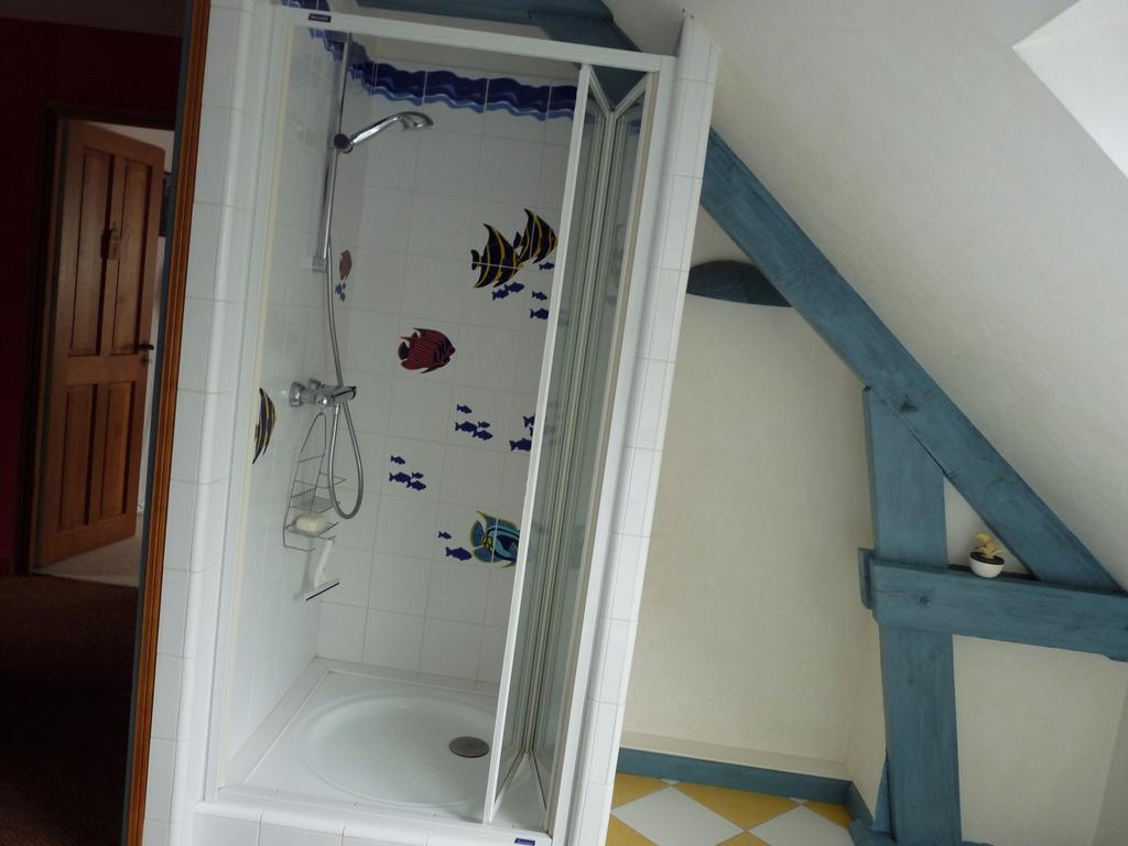 Chambres D'Hotes La Breachere Yvre-l'Eveque Phòng bức ảnh