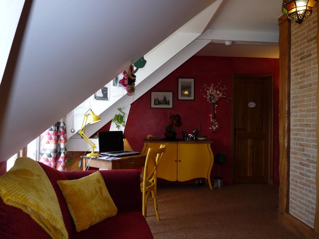 Chambres D'Hotes La Breachere Yvre-l'Eveque Ngoại thất bức ảnh
